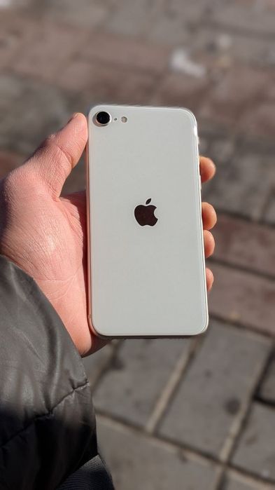 Iphone se 2022 64 гб 75 емкость