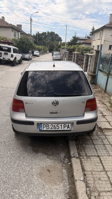 Golf 4 1.6 на части