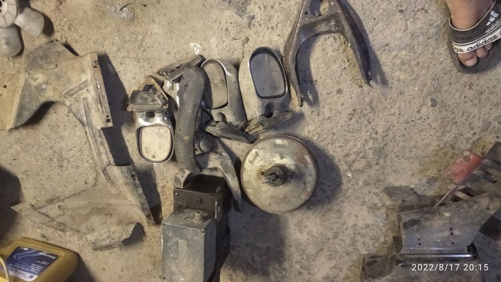 Продается разные запчасти для 06/09