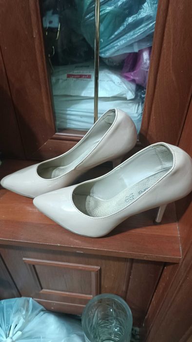 Женские  кожаные туфли, 39 размер