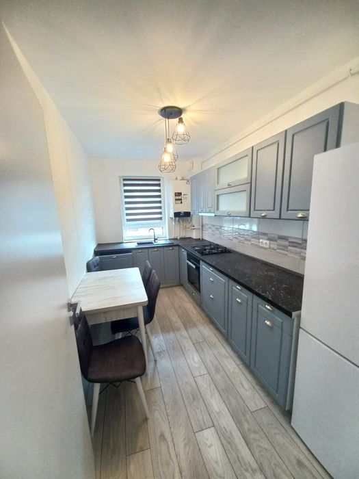 Inchiriez apartament 2 camere maurer residence