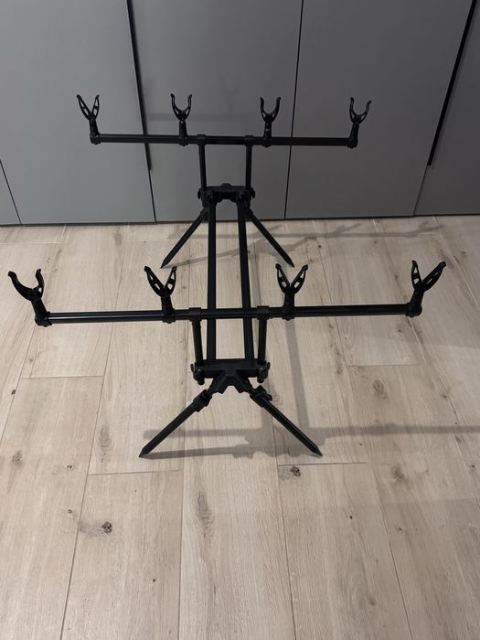 Rod pod 4 posturi negru FL