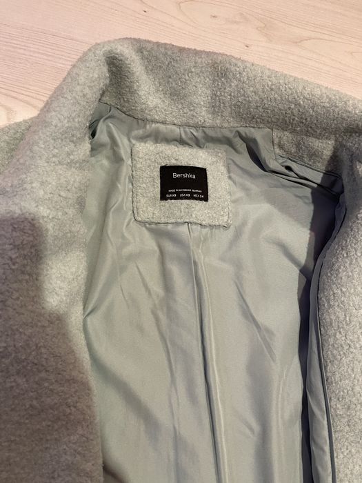 Bershka! Модерно дамско палто !