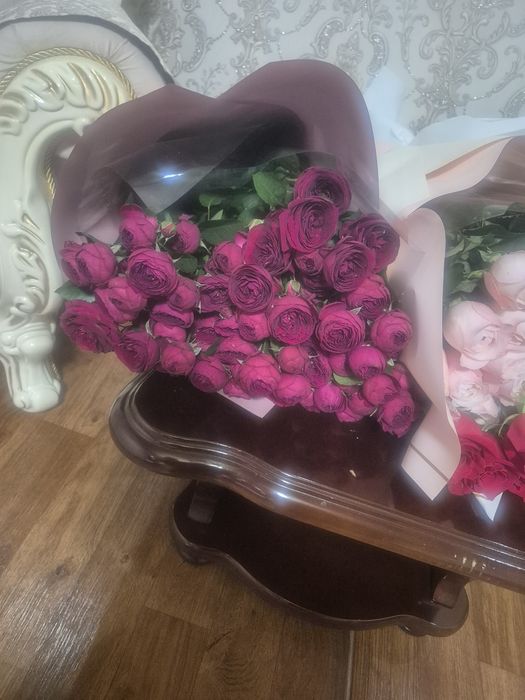 Букеты роз спрейки