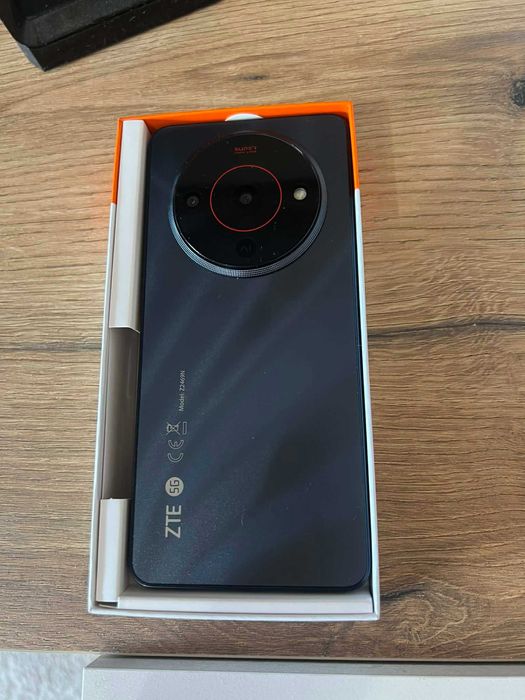 Телефон ZTE blade A76