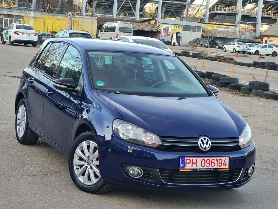 VW Golf STYLE * 2012 * Euro5 * Navi ,Klimă , Start&Stop , ParkAssist