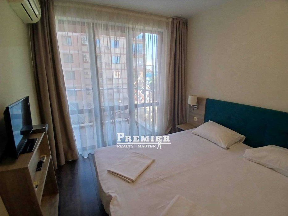 Продава се прекрасна студия в отличен целогодишен комплекс,