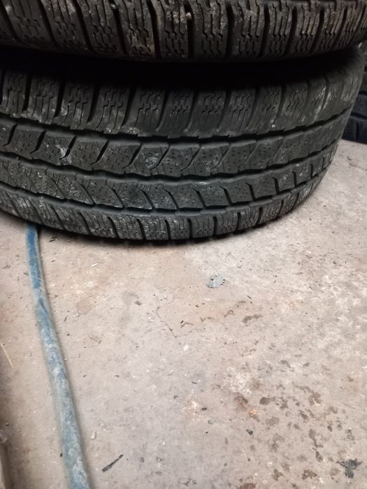 Anvelope de iarna 205 65 16C