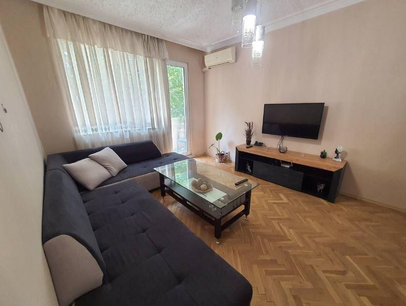 Дава се под наем Многостаен апартамент в Варна, Трошево - 90 кв.м за 450 € - Снимка #1