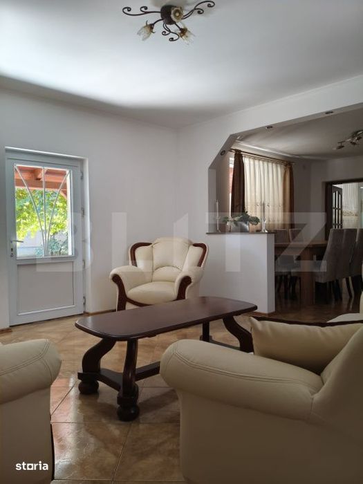 Casa cu 5 camere, suprafata utila 208 mp, loc. Halmeu