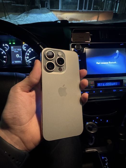 iPhone 15 pro 128 gb