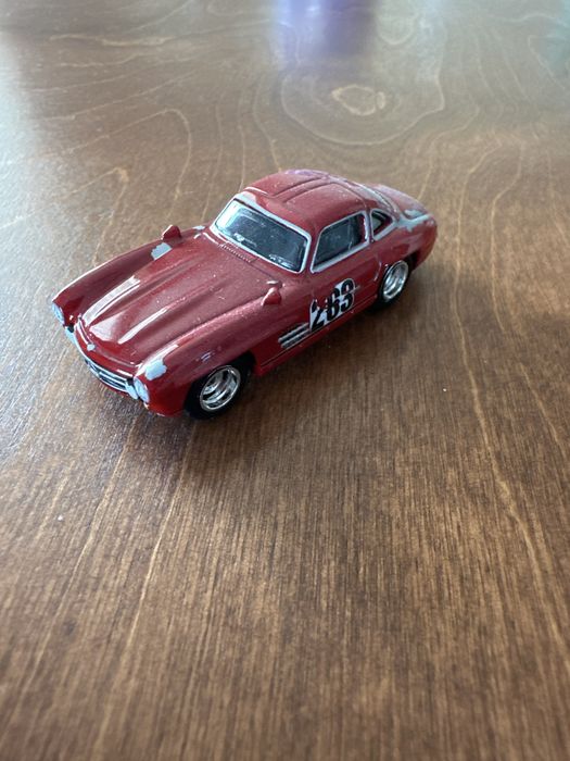 Hot wheels Mercedes E500