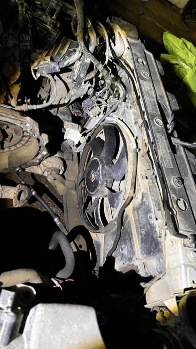 Продам запчасти на круз