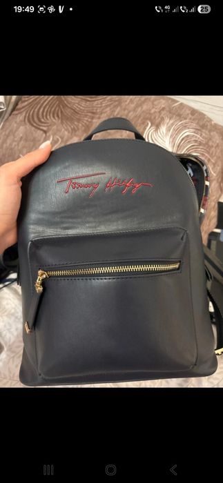 Rucsac Tommy Hlifiger, nou, nepurtat,  achiziționat de pe Fashion Days