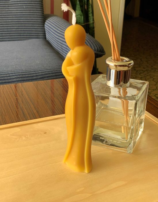 Свещ от пчелен восък