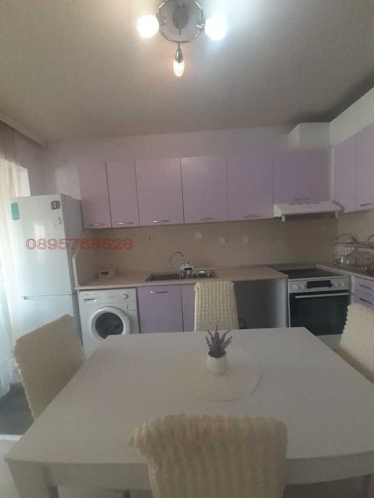 Продава се Тристаен апартамент в Стара Загора, Център - 101 кв.м за 1307 €/кв.м - Снимка #5