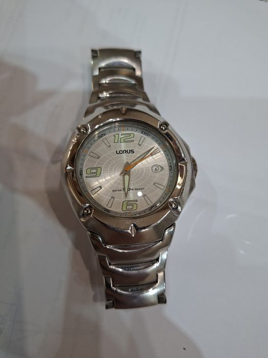 Часовник Lorus Fusion