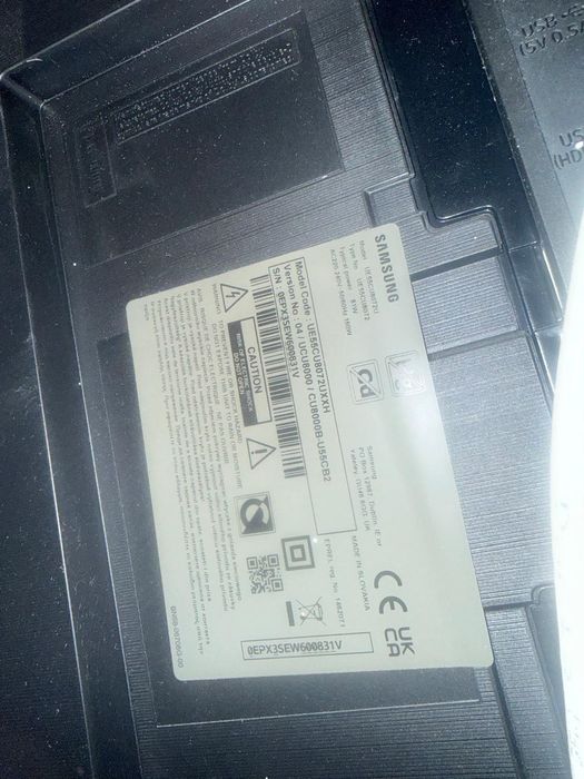 Vând televizor Samsung LED Smart TV 65 inch, model UE65CU8072UXXH.