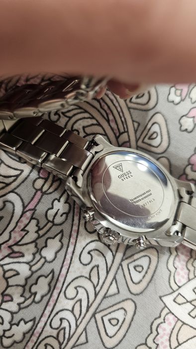 Ceas dama Guess in stare foarte buna