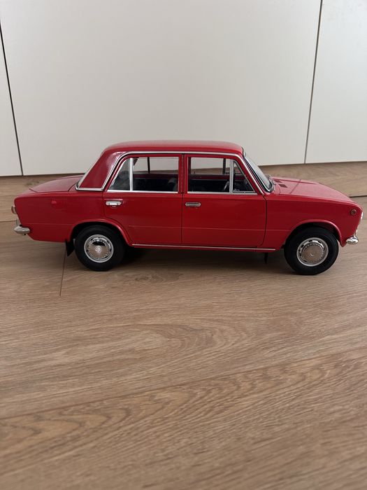 Жигули 1:8 hachette колекция BAЗ 2101