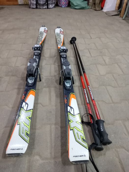 Продам лыжи сноубордист