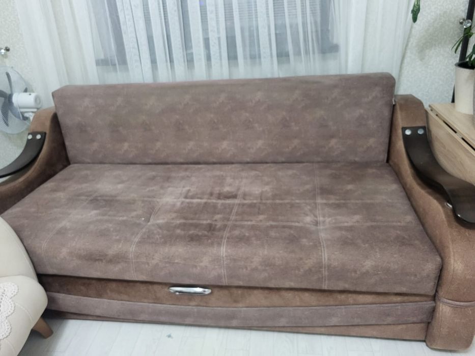 Диван бесплатно отдадим