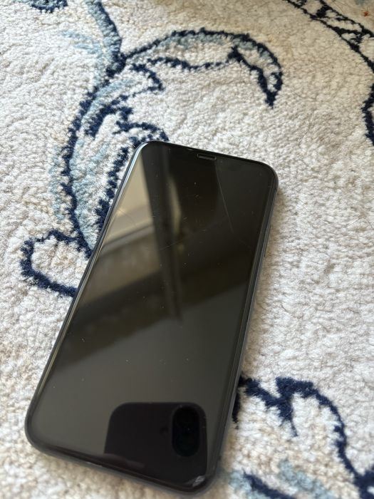 Iphone 11 128gb в отличном состояний.