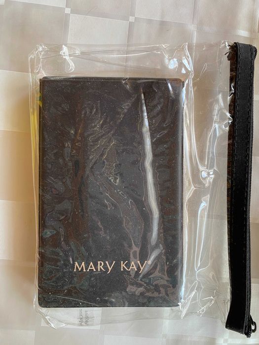 Зеркало косметическое для макияжа с косметичкой