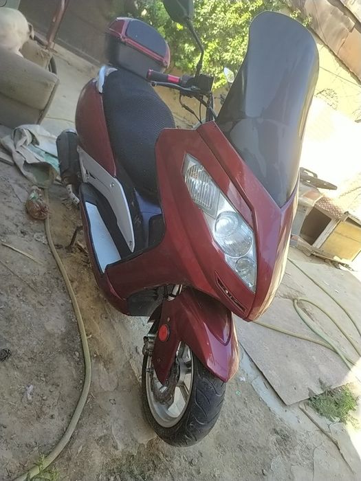 Мотоскутер Real Moto