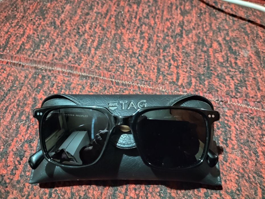 Солнцезащитные очки