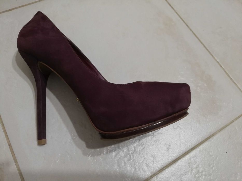 Официални обувки SCHUTZ естествен набук