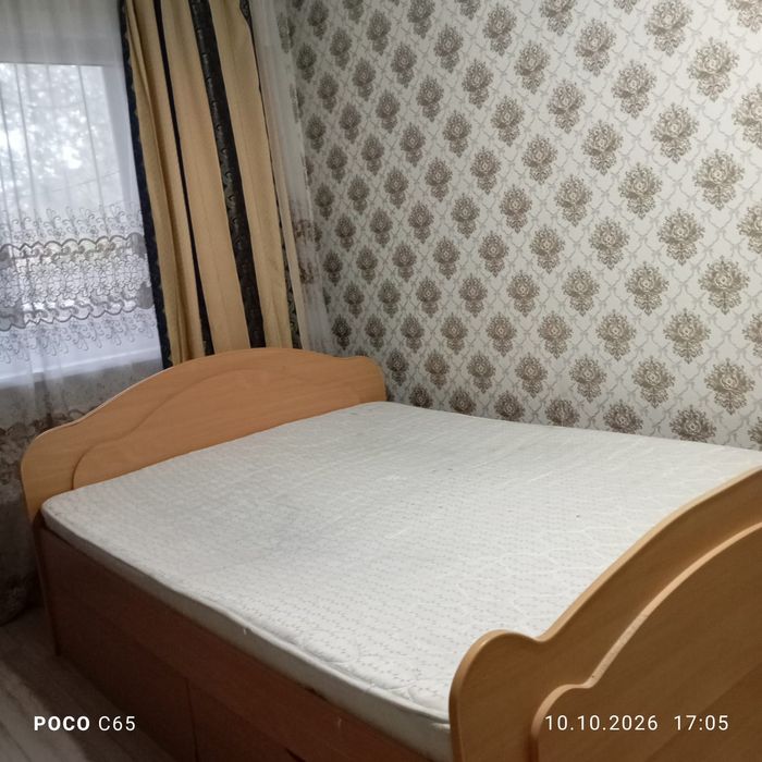 Продам спальню кровать