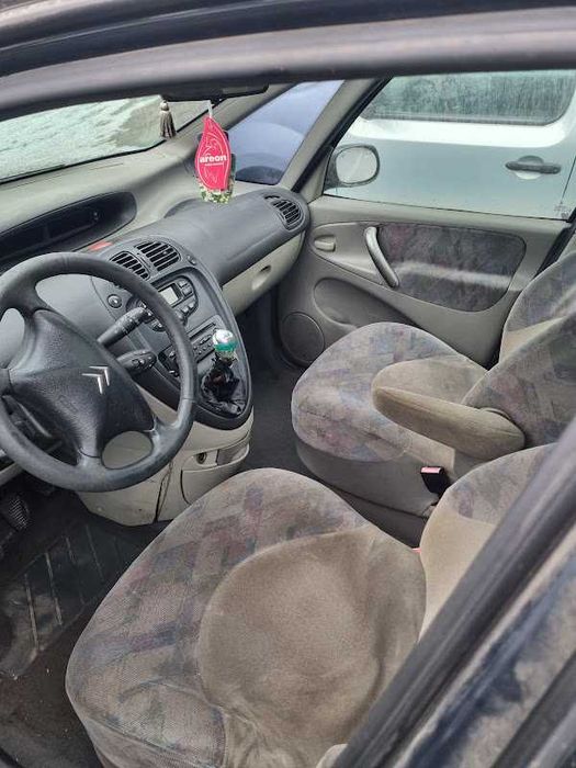 Piese citroen xsara picaso motor 1.6 hdi 2003