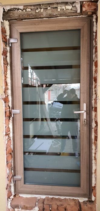 Termopane și Rulourii Exterioare