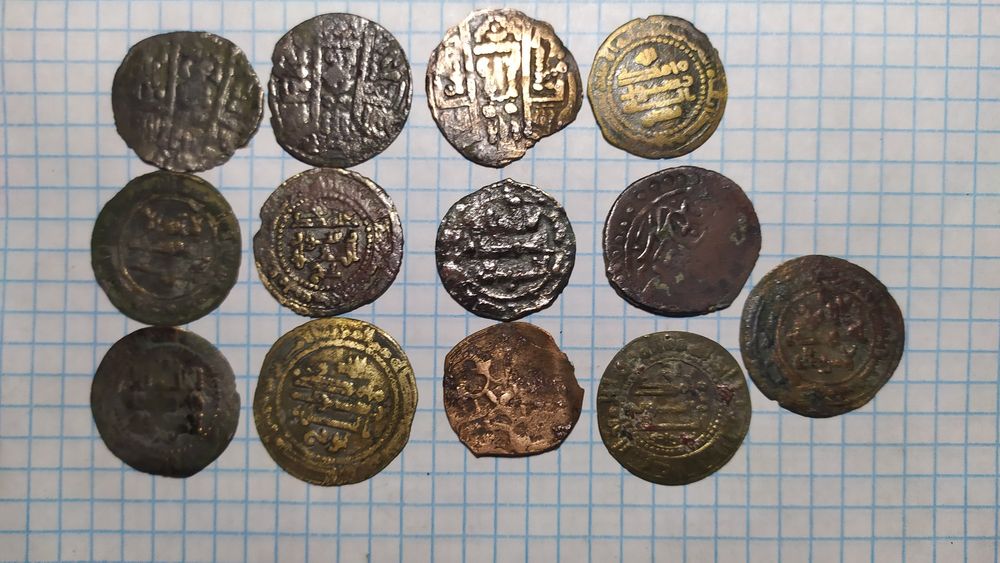 Старинние монети