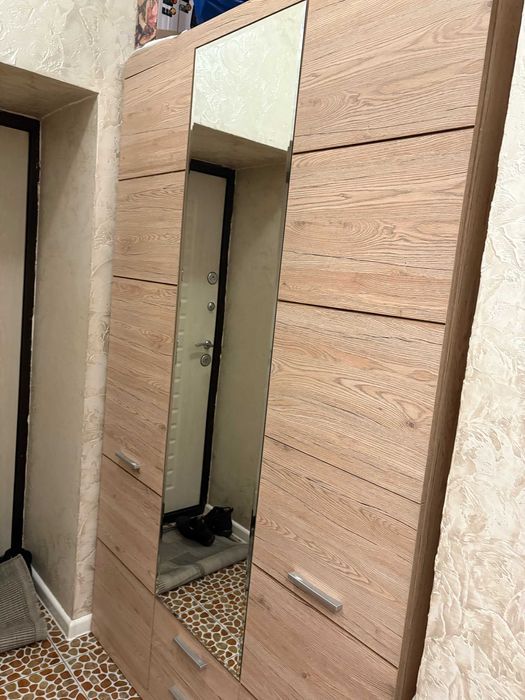 Продаем шифоньер дуб сонома