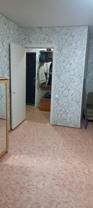 Продам 1 комн в 19 мкр