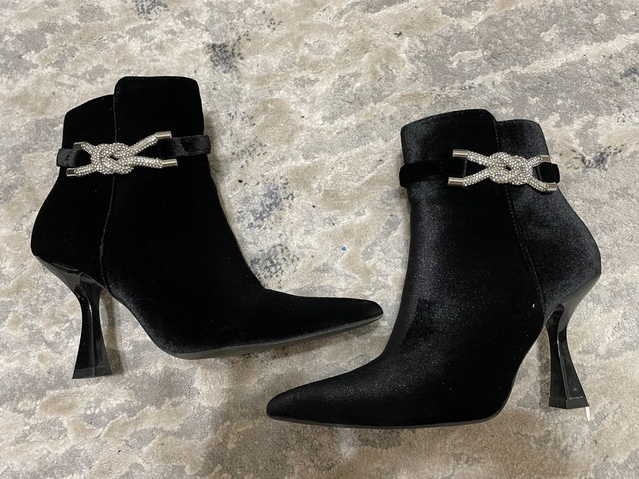 Vand botine negre
