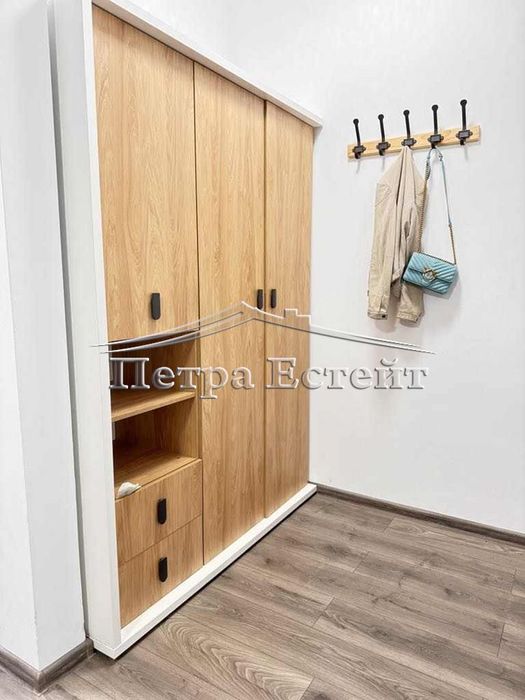 Дава се под наем Двустаен апартамент в к.к. Св.Св. Константин и Елена - 95 кв.м за 550 € - Снимка #10