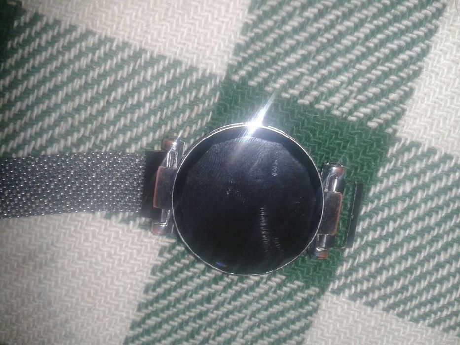 Электроные магнитные часы