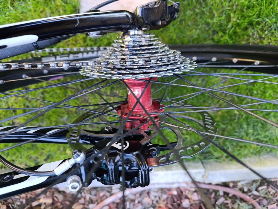 Планински велосипед Мекица SPECIALIZED ENDURO за скачане. 27,5/M.