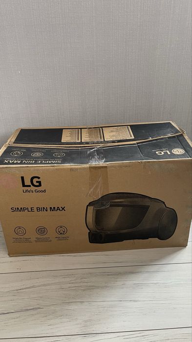 Пылесос  LG VK76A02NTL