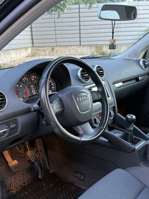 AUDI A3 2010 — imagine 4