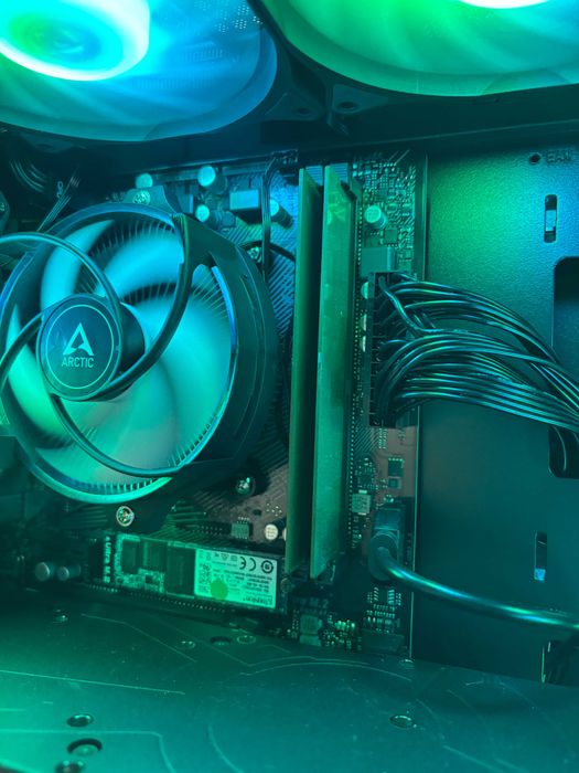 Геймърски компютър AMD Ryzen 5 3600, RTX 2080 8GB, 16GB ram