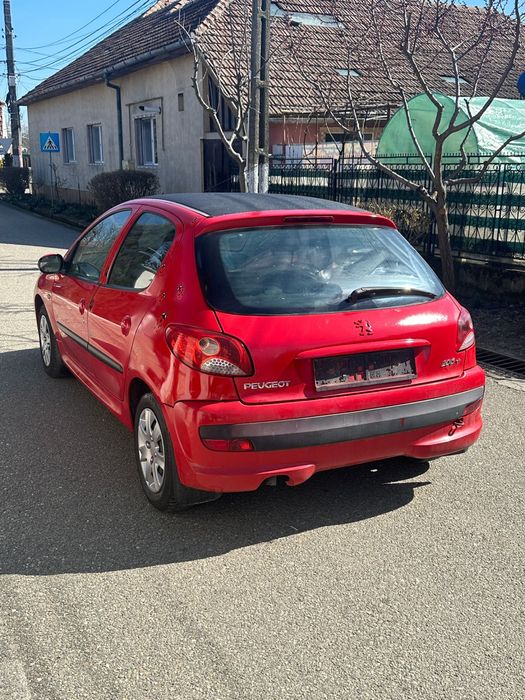 Peugeot 206+ motor 1.4 benzina 75 cp