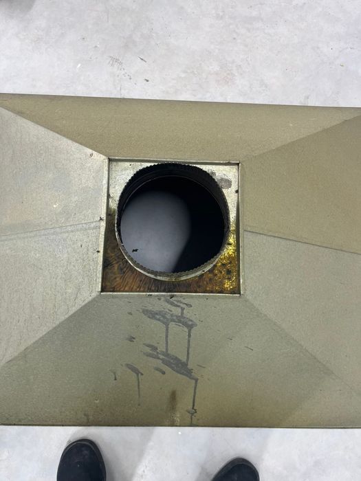 Вытяжка зонт с мотором б/у