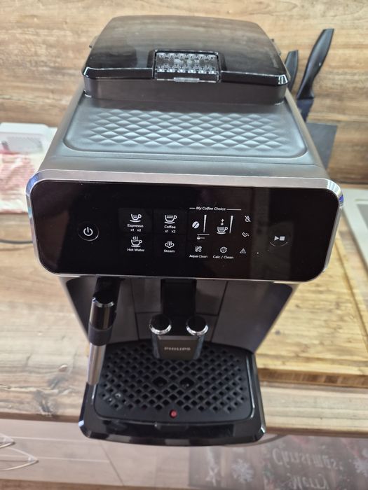 Автоматична еспресо машина Philips EP2220/10н