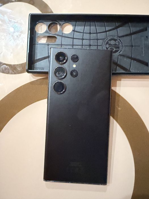 Samsung S23 Ultra impecabil