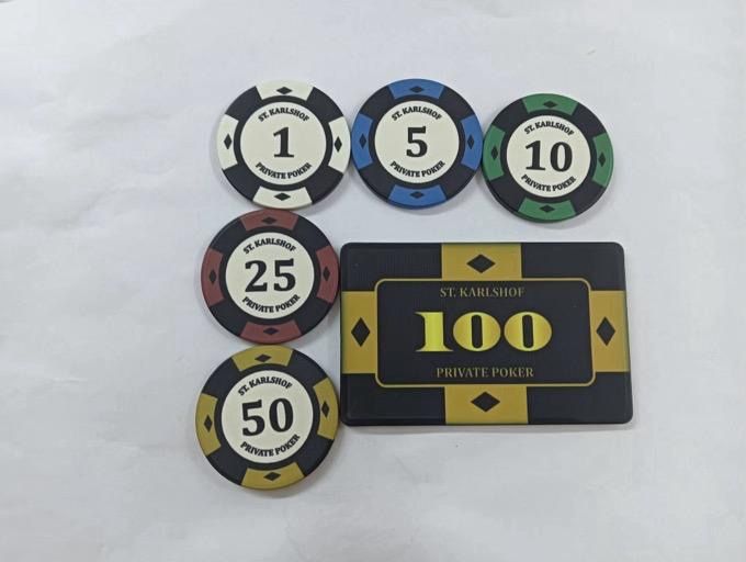 Masa poker customizata ultra lux stoc CustomTables.eu