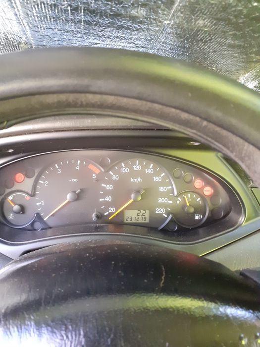 Vând Ford focus 1.8 TDI an 2002 Adus din provincia Spania